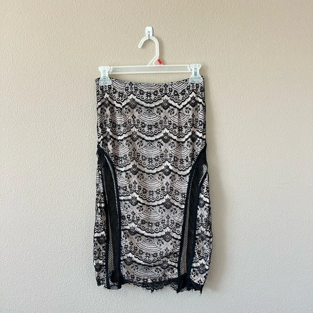 Missguided Lace Pencil Skirt